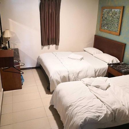 Hotel Bliss Skudai Exterior photo